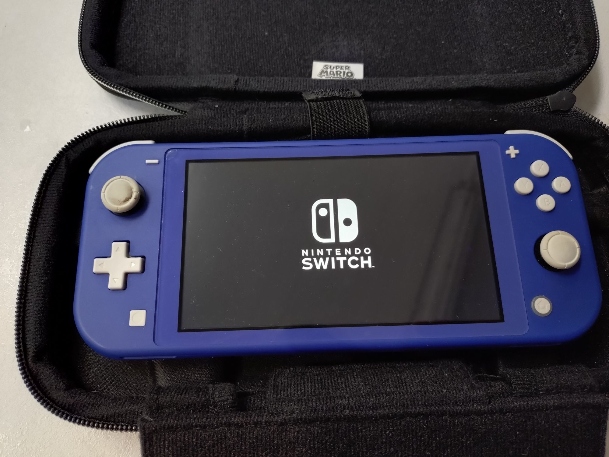 Nintendo switch lite