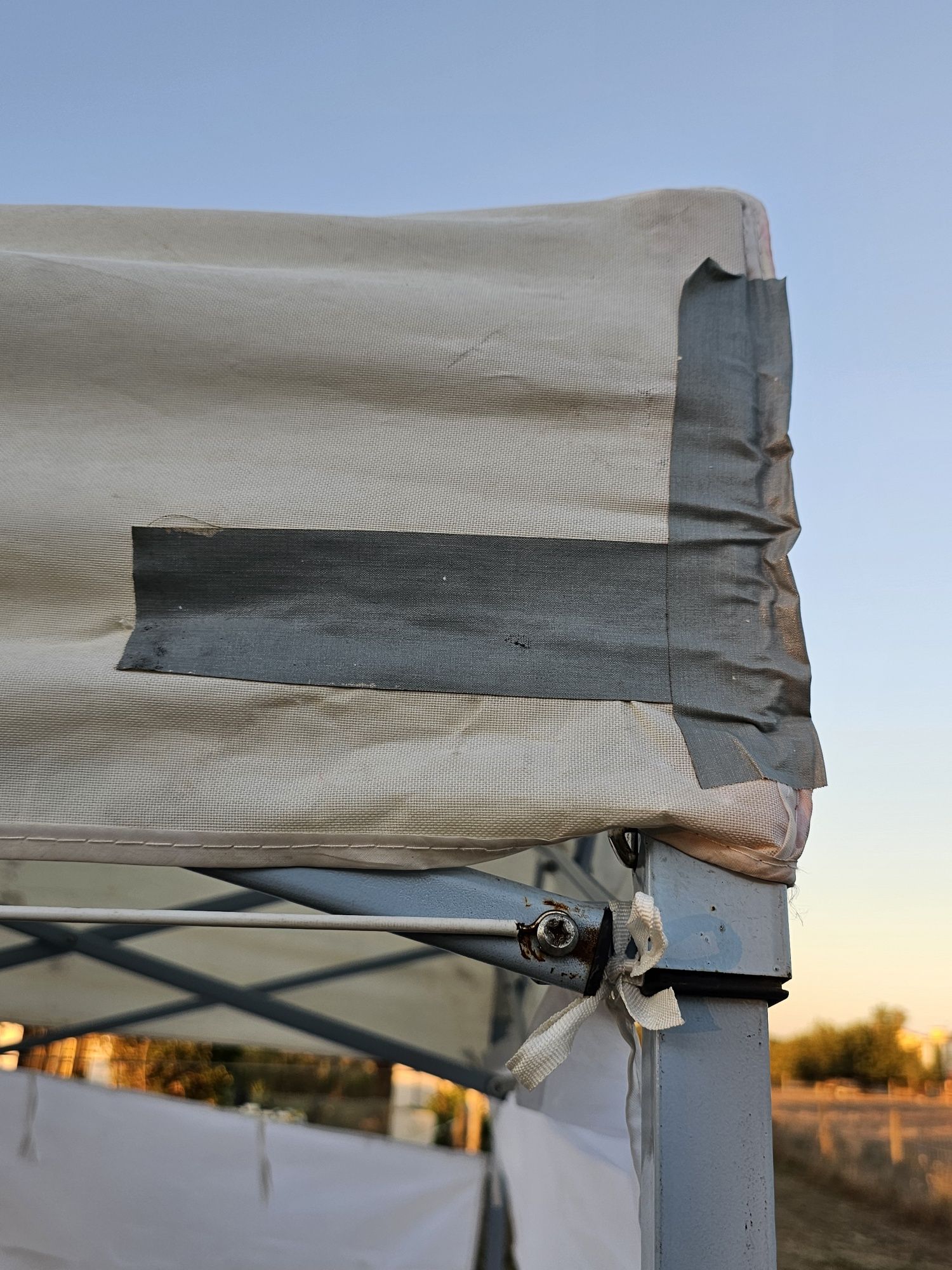Tenda de Feira 2x2 ou pergola Jardim