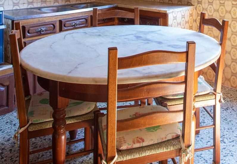 Mesa Mármore 4 cadeiras