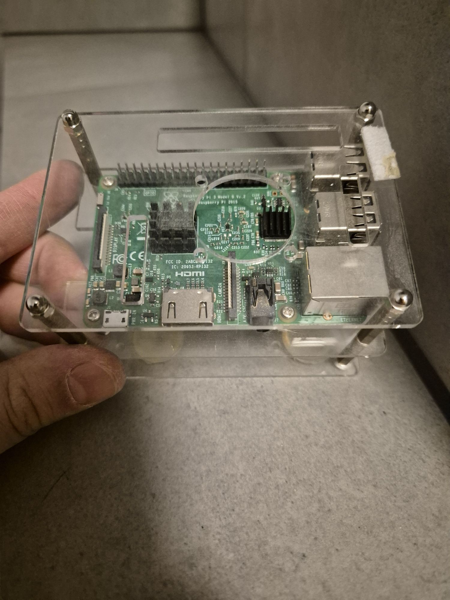 Raspberry Pi 3B model B + obudowa i radiatory plexi
