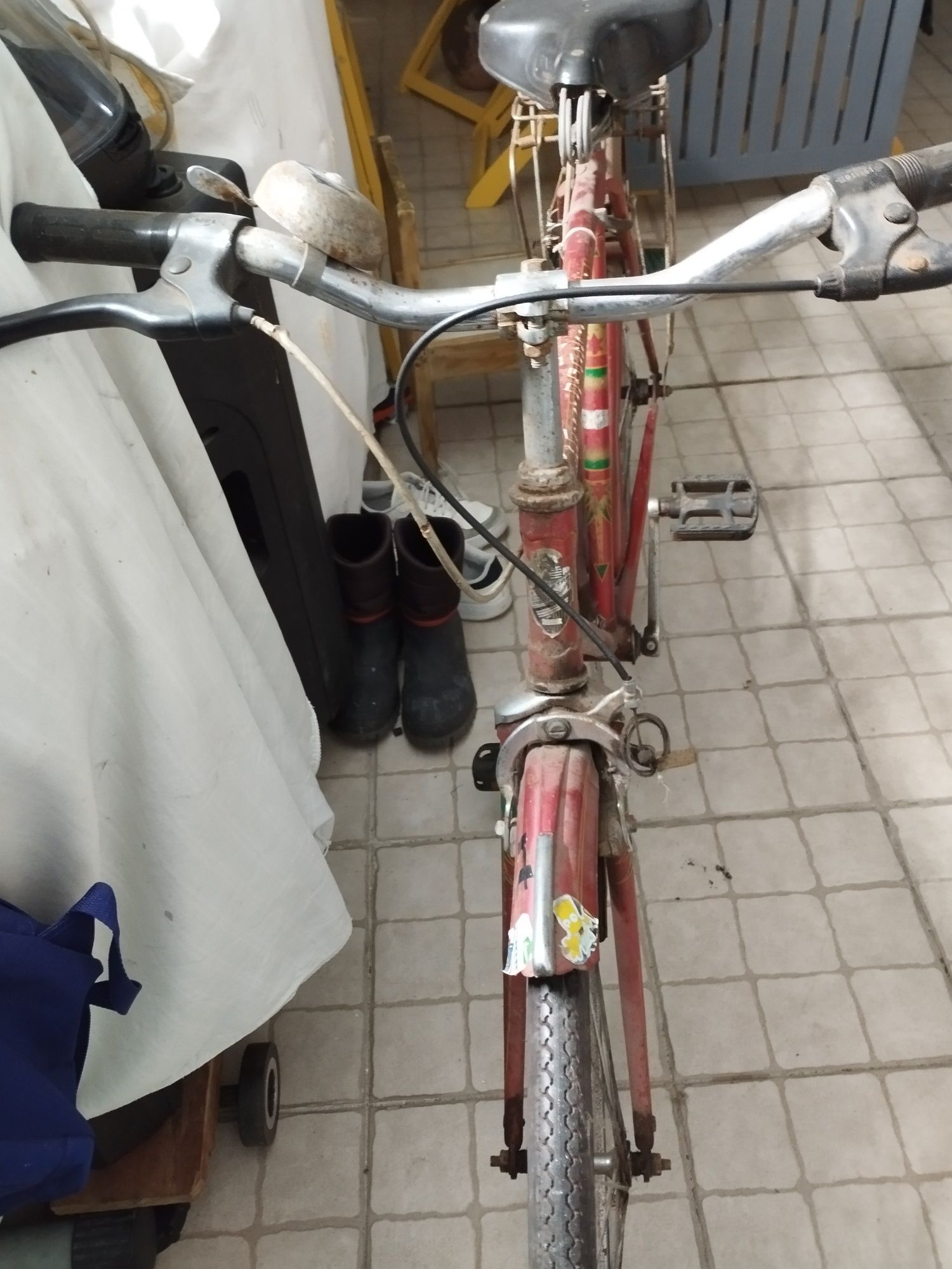 Bicicleta de criança e adultos