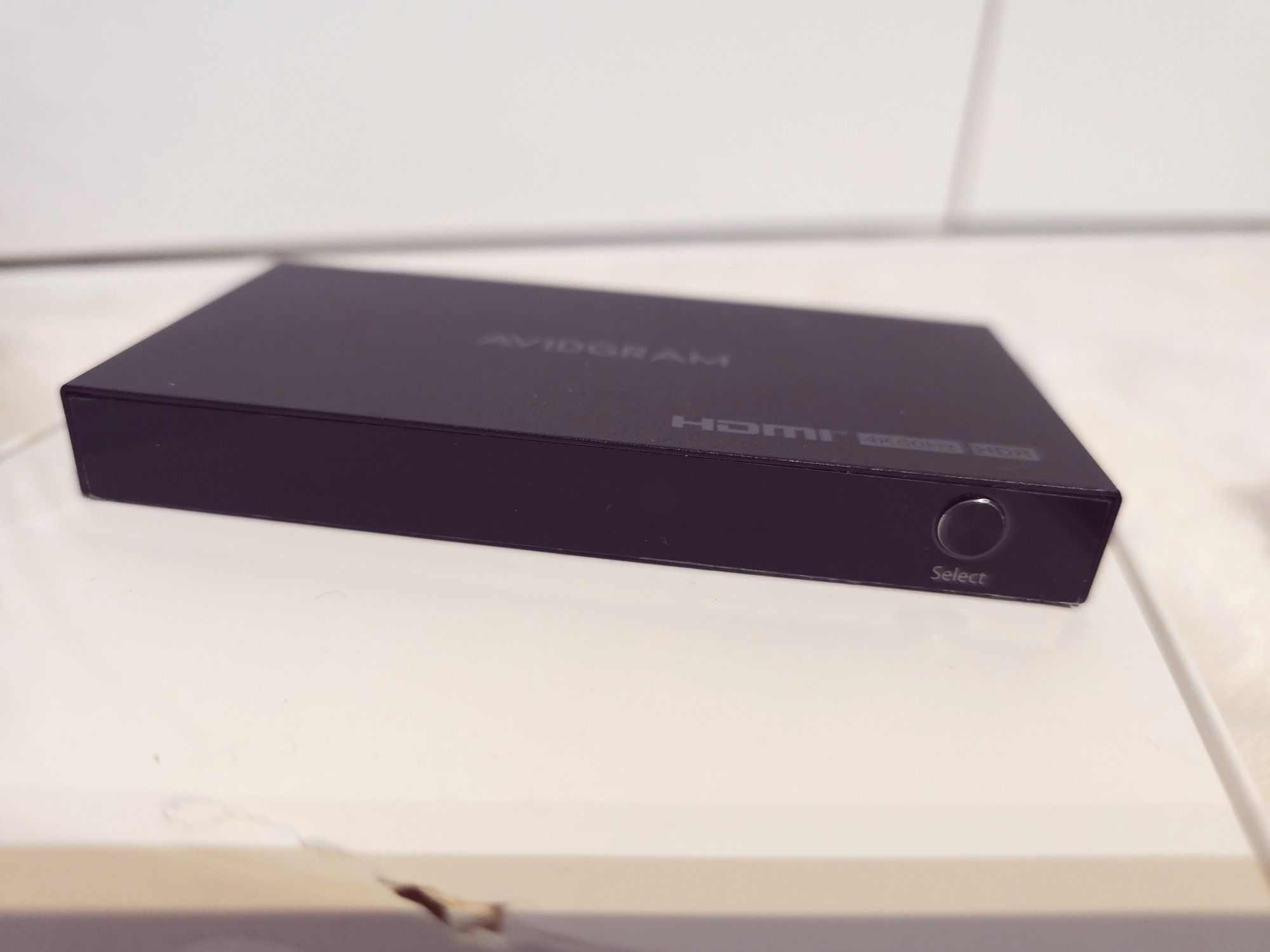HDMI Switch 4k 60hz hub przełącznik selektor Avidgram 4 porty przejści