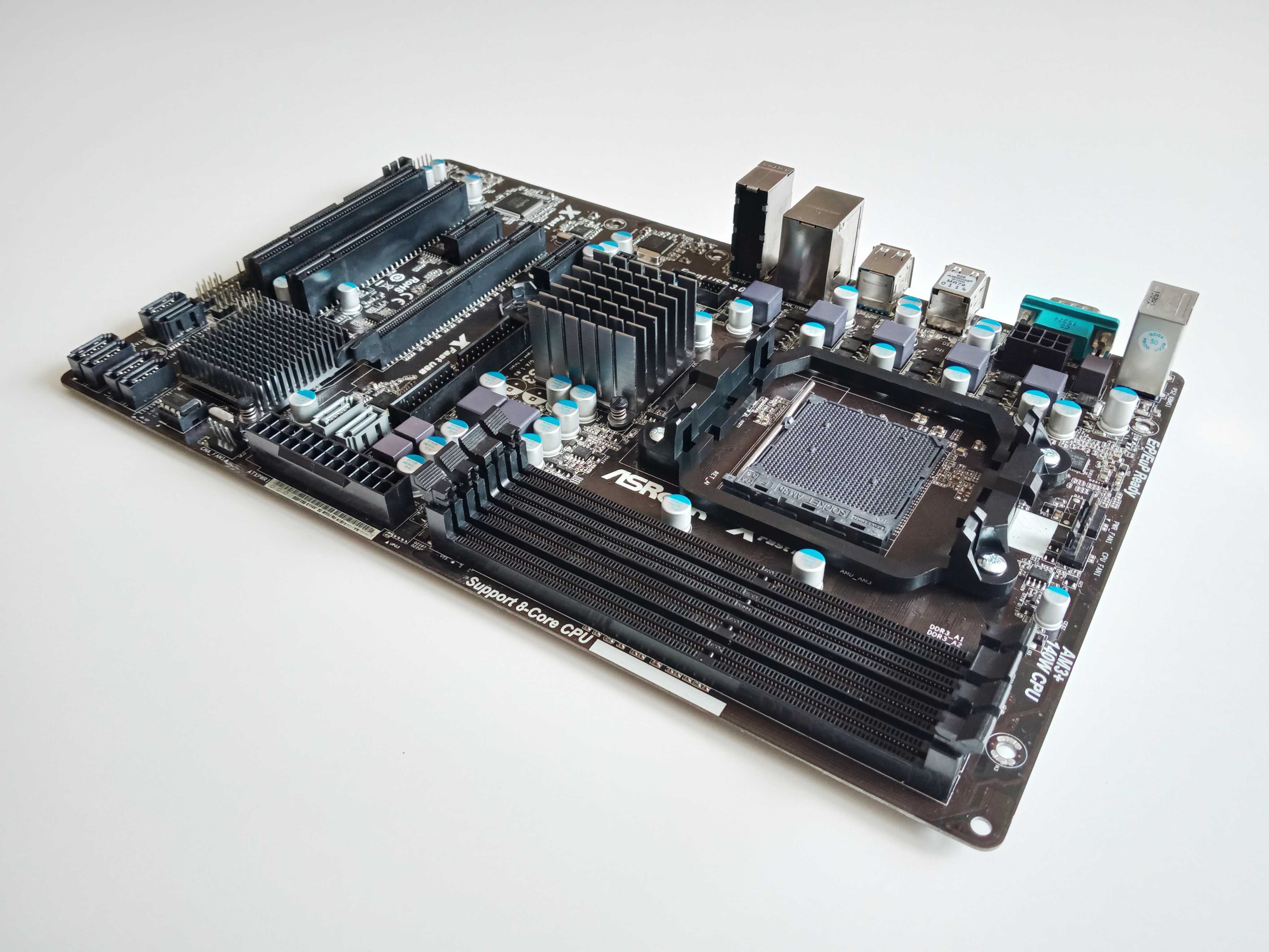 Płyta główna ASRock 980DE3/U3S3, PCIe 2.0, DDR3, USB 3.0, SATA III