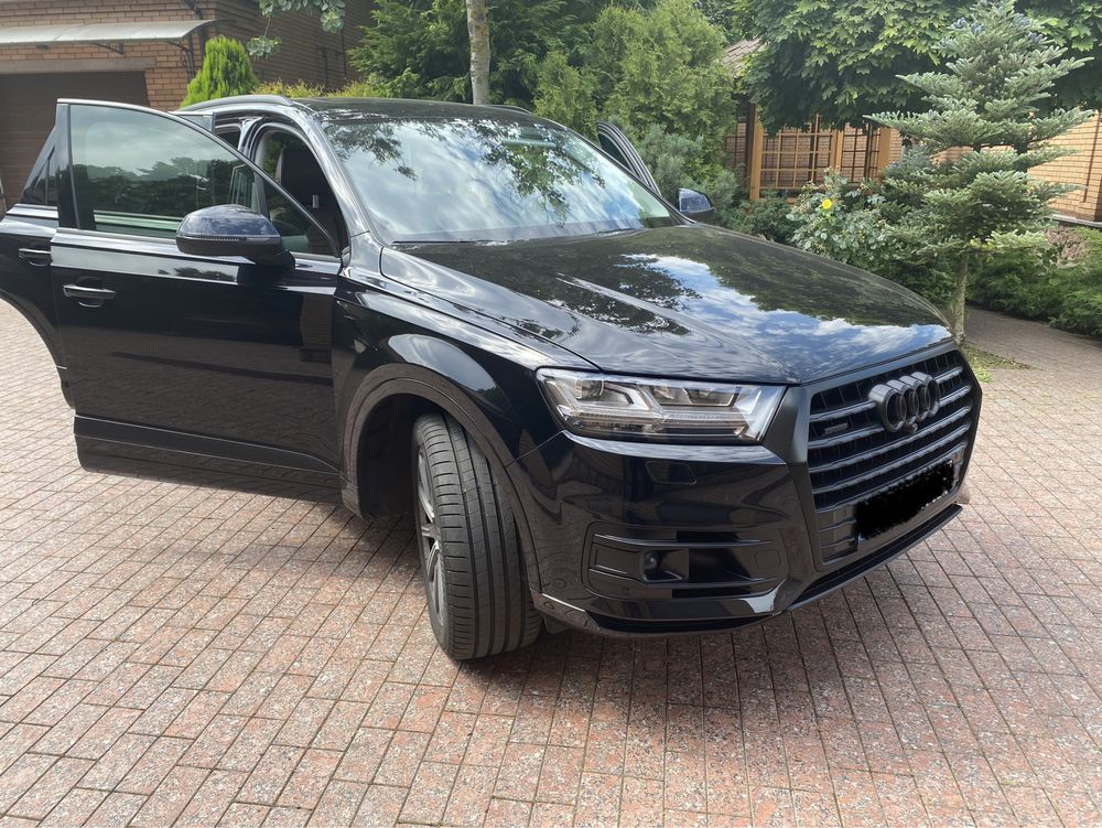 AUDI Q7  2018 року у гарному стані