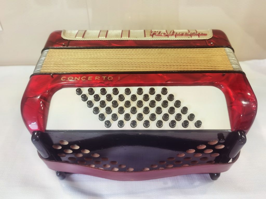Hohner concerto 48 basów akordeon