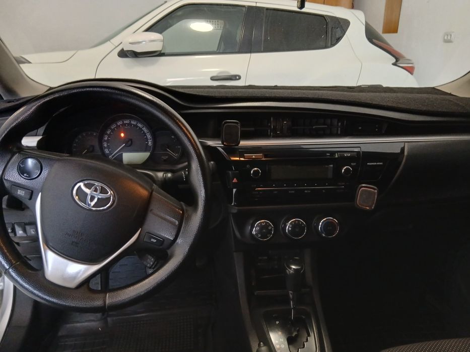 Tovota CoRoLLa     Продам