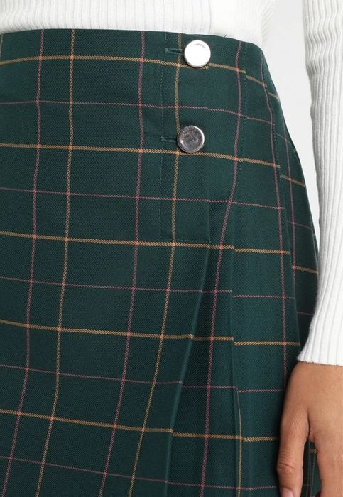 Спідниця зеленого кольору розмір хс