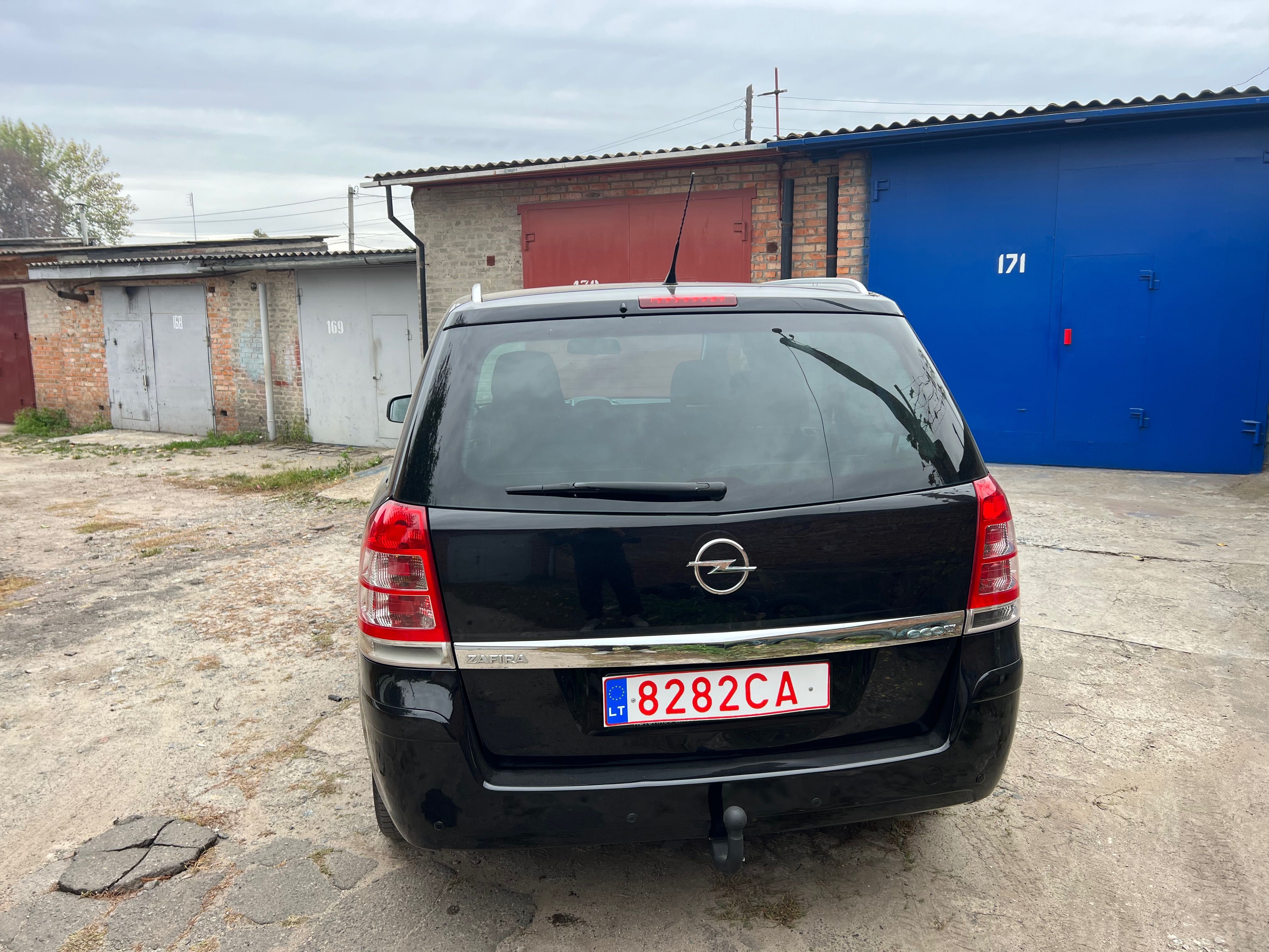 Opel Zafira Свіжо пригнана