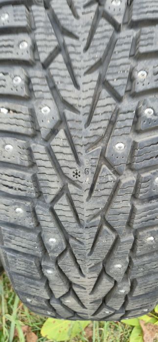 Зимові шини Nokian 15