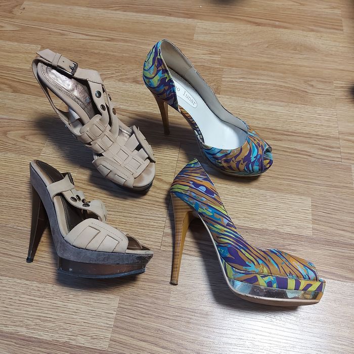 Босоножки, босоніжки на каблуку, на шпильке