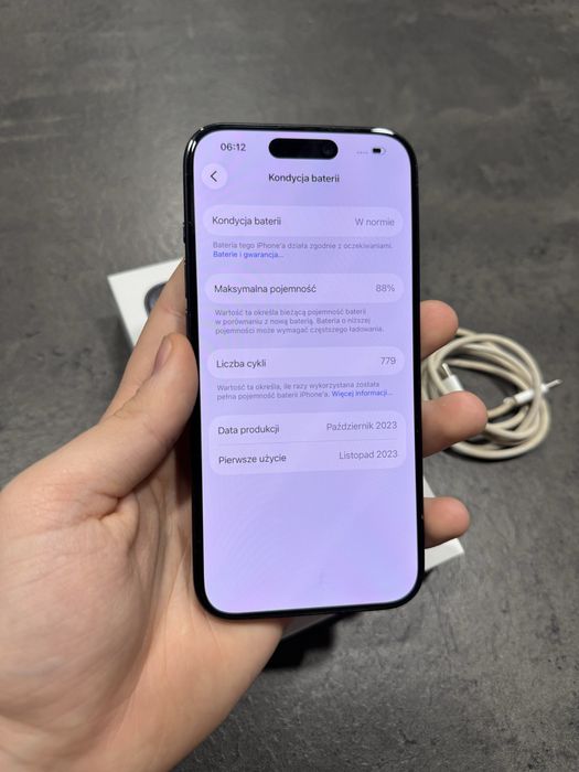 Iphone 15 pro 128 gb. 88% bateria