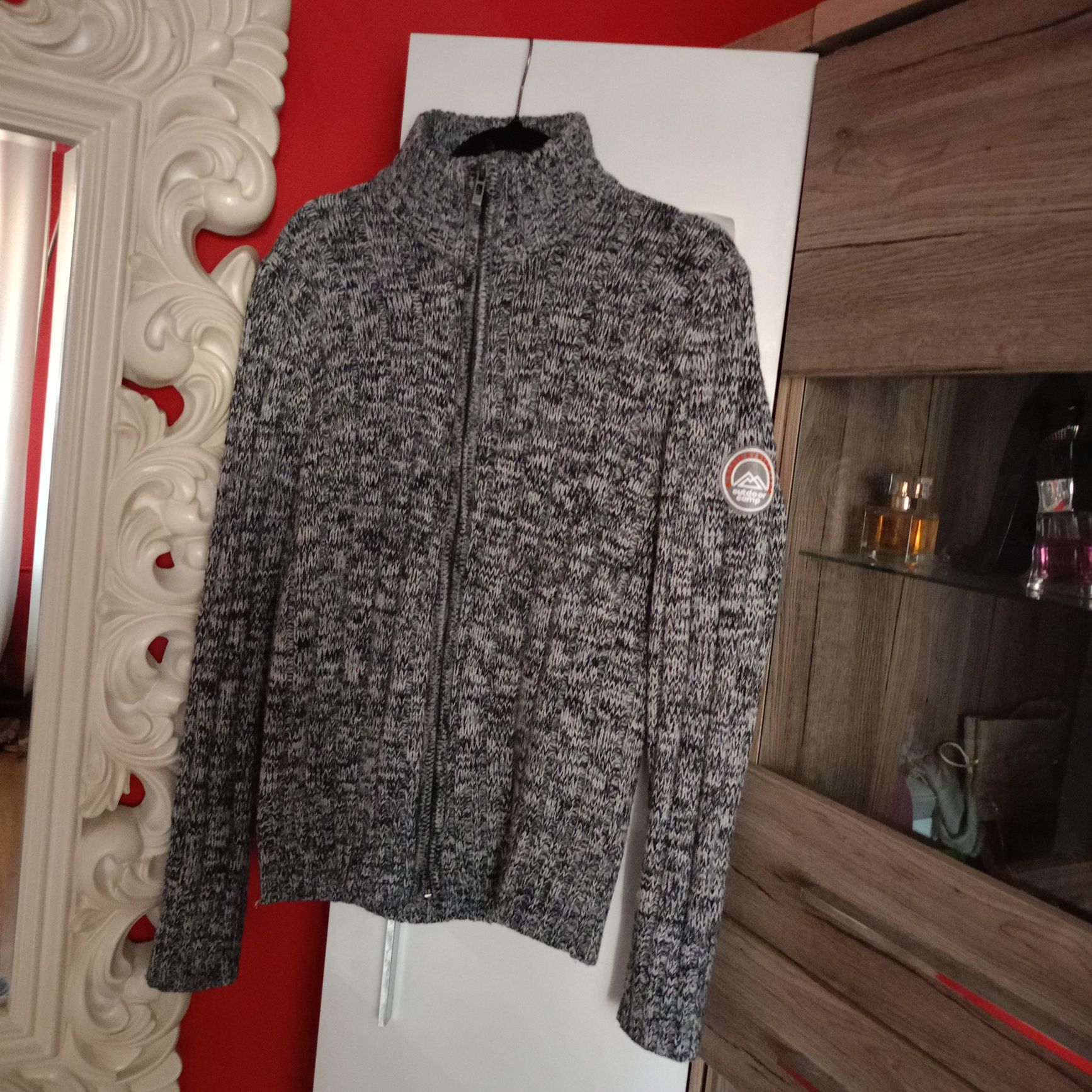 Męski sweter wełniany, szary, rozpinany. DIWERSE. QUTDOOR Camp. Roz.L
