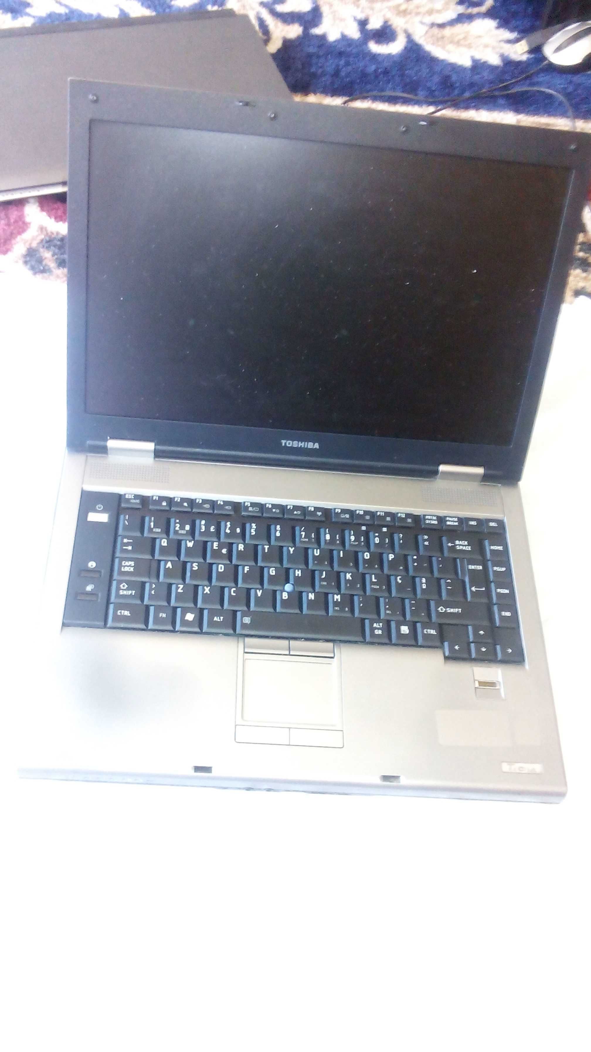 LAPTOP TOSHIBA a trabalhar com problemas