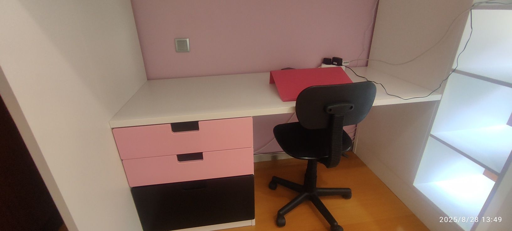 Cama de criança ikea