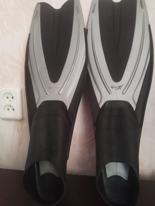Продам ласти для плавання 39-40 розмір.