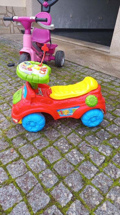 Carrinho criança com arrumação