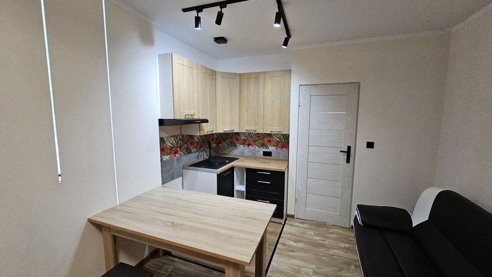 Mieszkanie kawalerka do wynajęcia w Chojnowie po remoncie w centrum