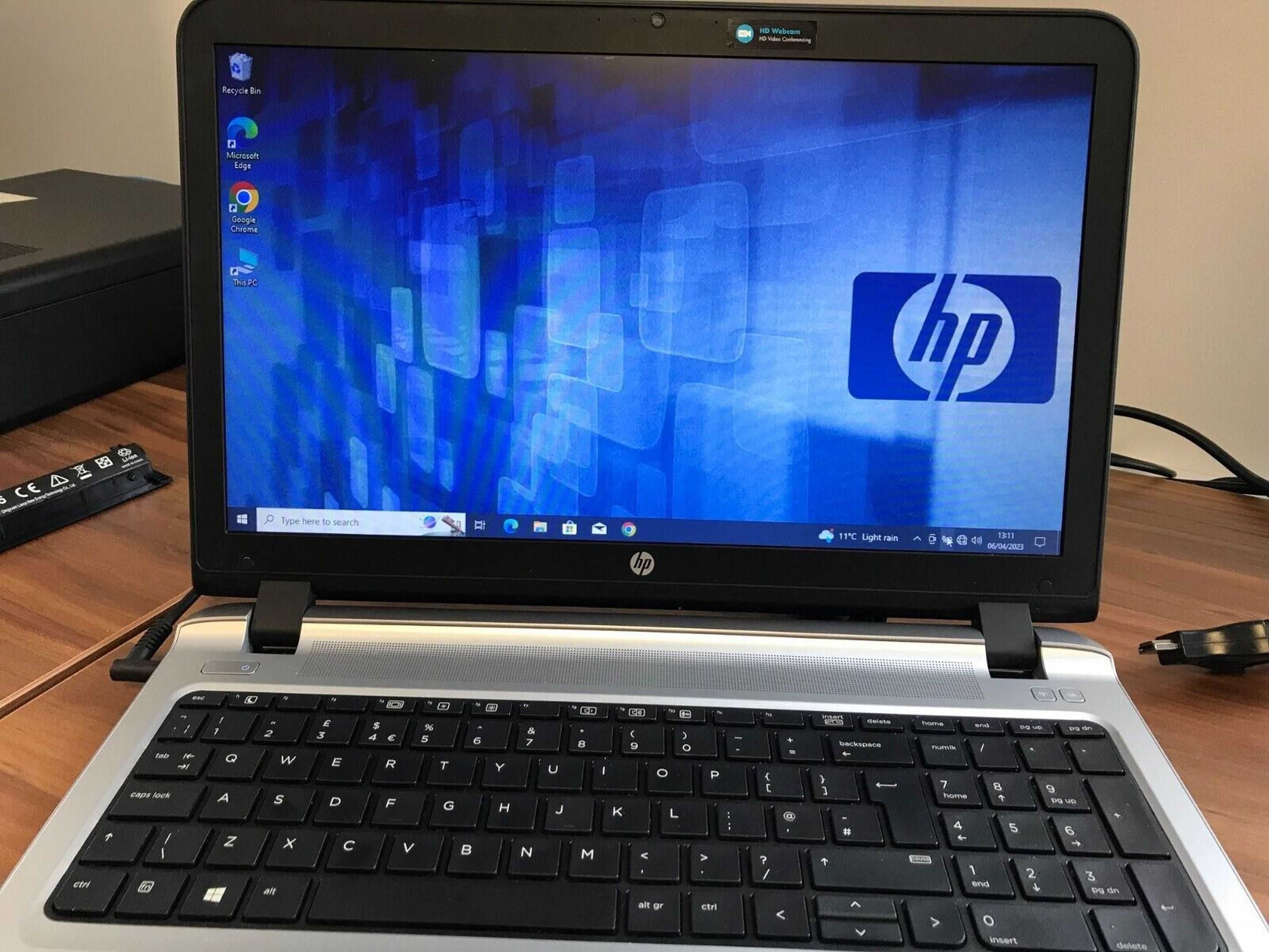 HP Probook 15.6" i5/12GB/256SSD linha Profissional