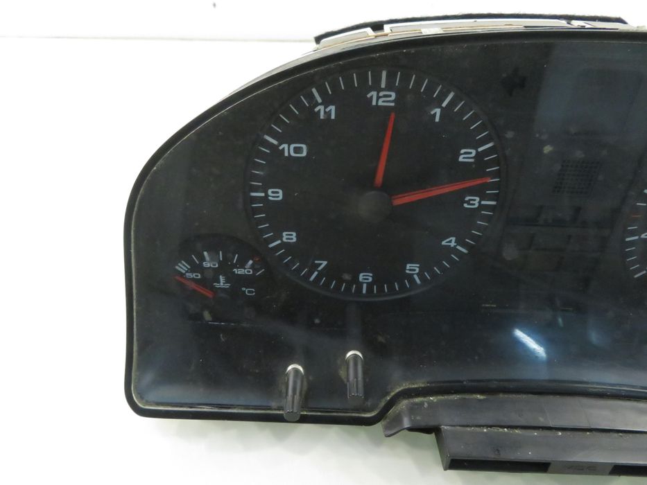 Licznik Audi 80 B4 1.9 Tdi - 1z