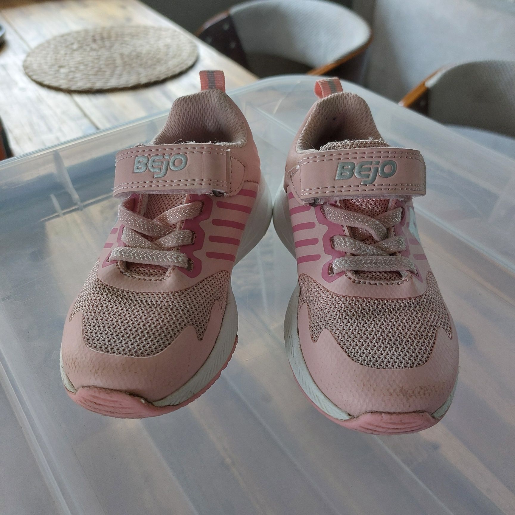 Buty dla dziewczynki