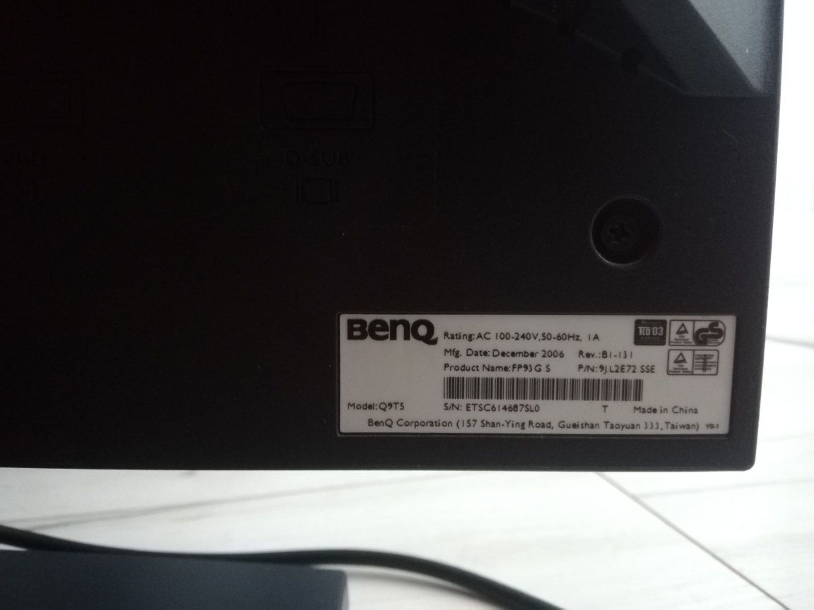 Mam do sprzedania monitor Benq model Q9T5