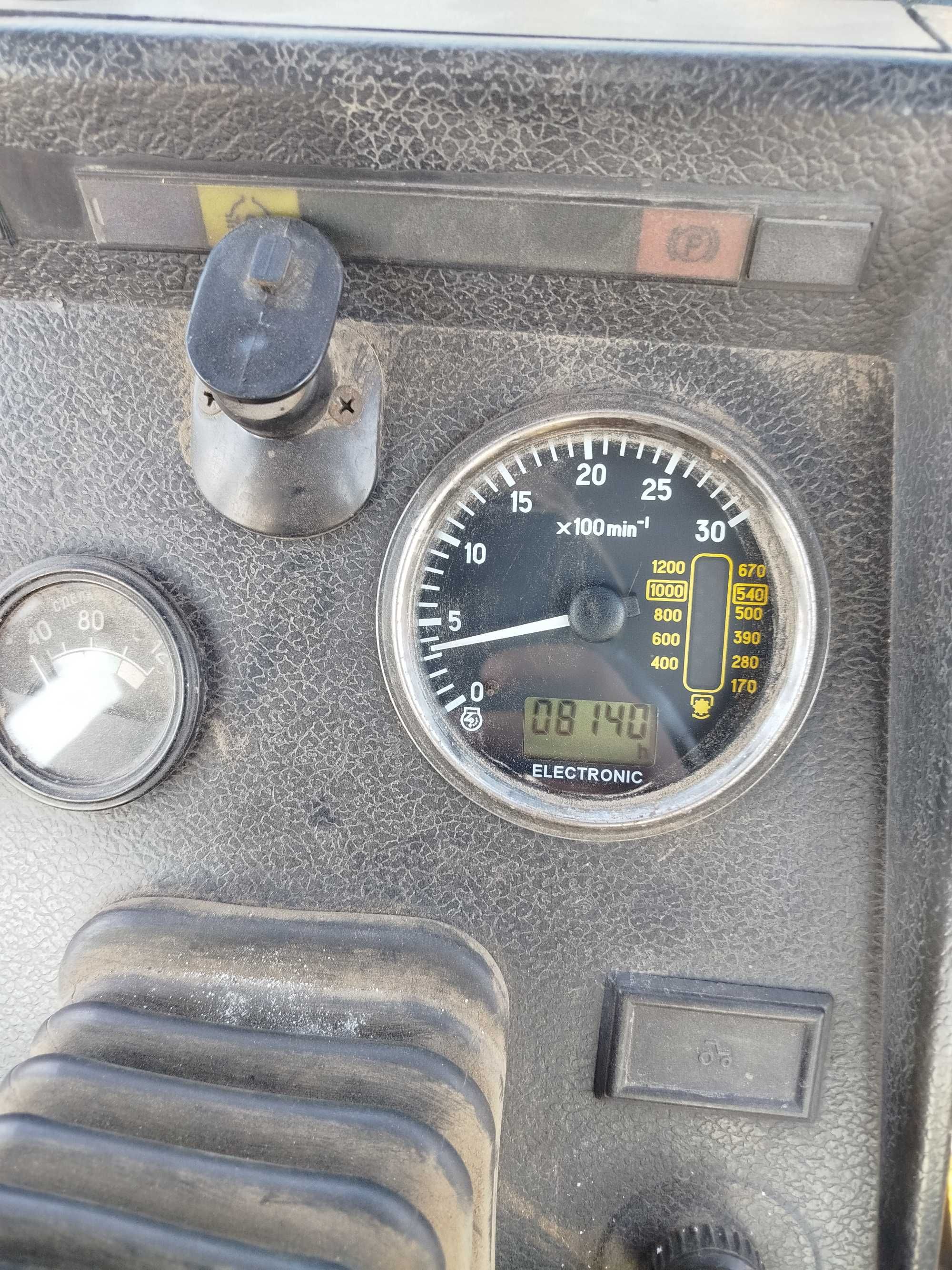 Продам трактор МТЗ 1221
