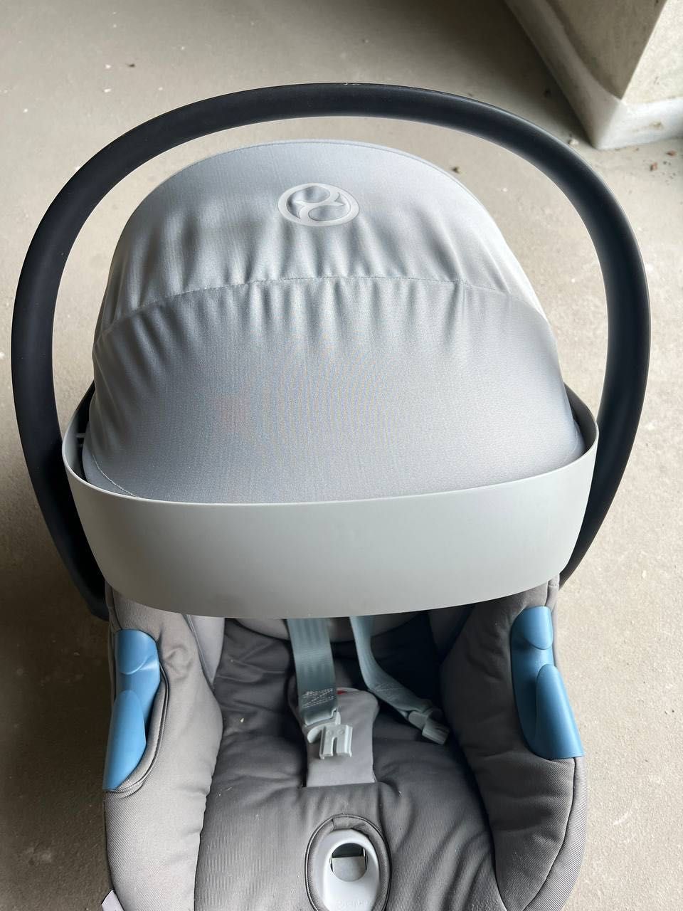 Автокрісло Cybex Aton M + ISOFIX база Cybex Sirona