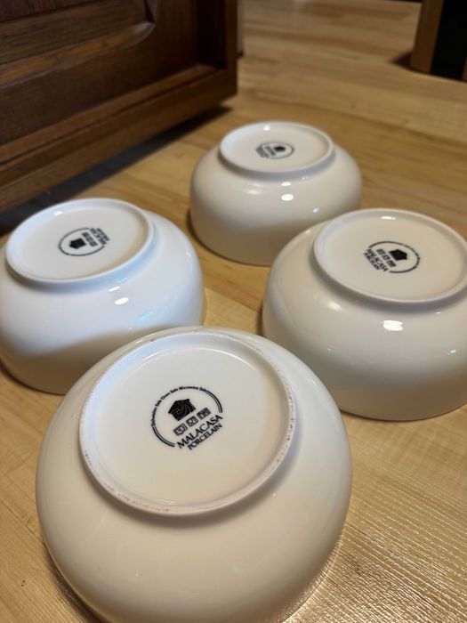 Zestaw 4 porcelanowych misek MALACASA klasyka funkcjonalność 500ml