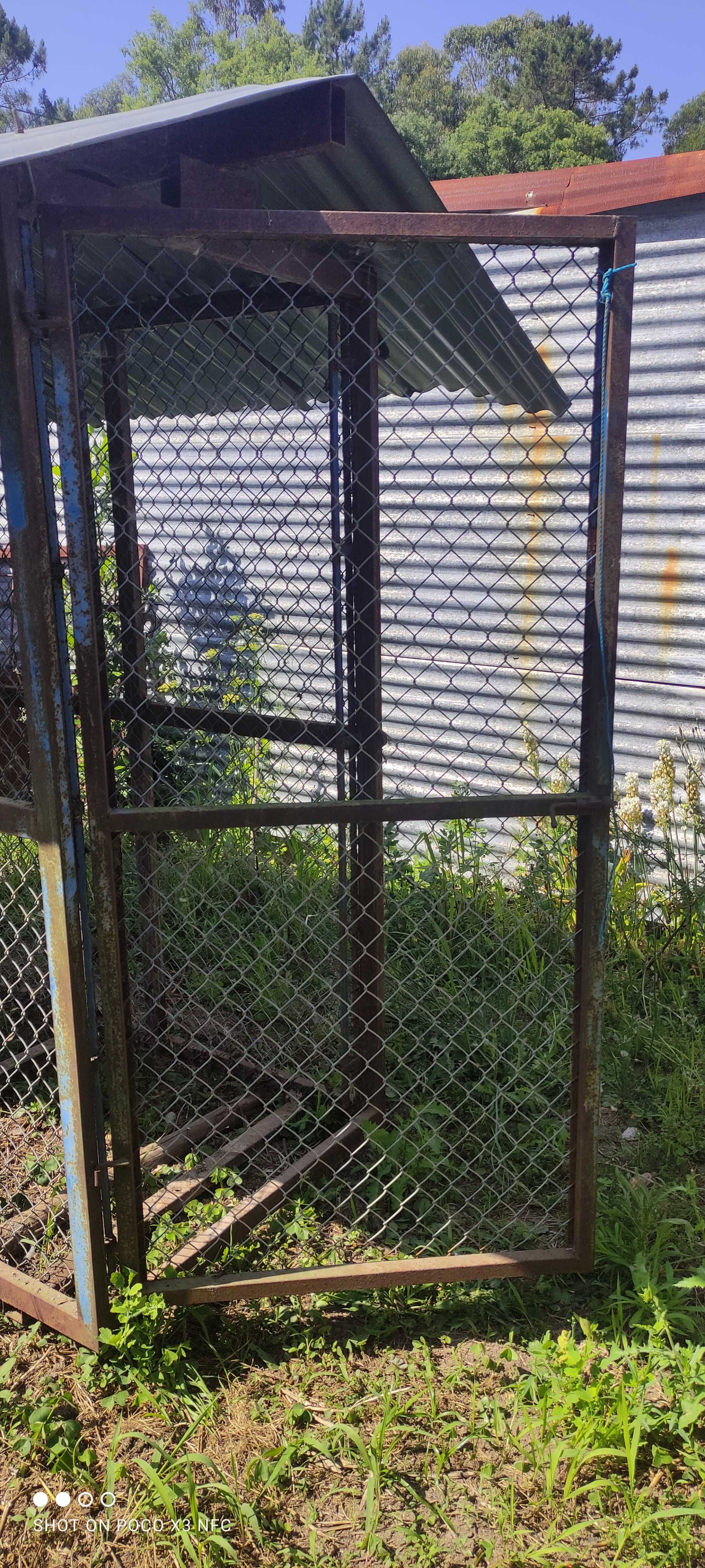 Espigueiro em ferro