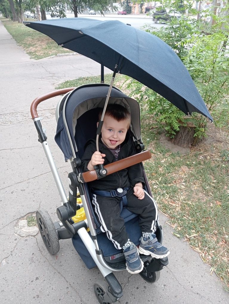 Продам отличную коляску