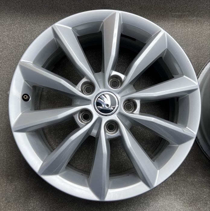 Диски R16 5 112 et46 J6.5 Оригінал Skoda Octavia a7 a5 шкода