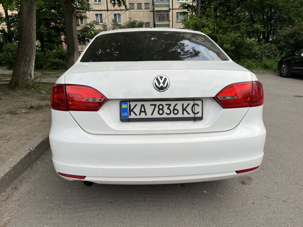 Volkswagen Jetta 2013 2.0 Газ