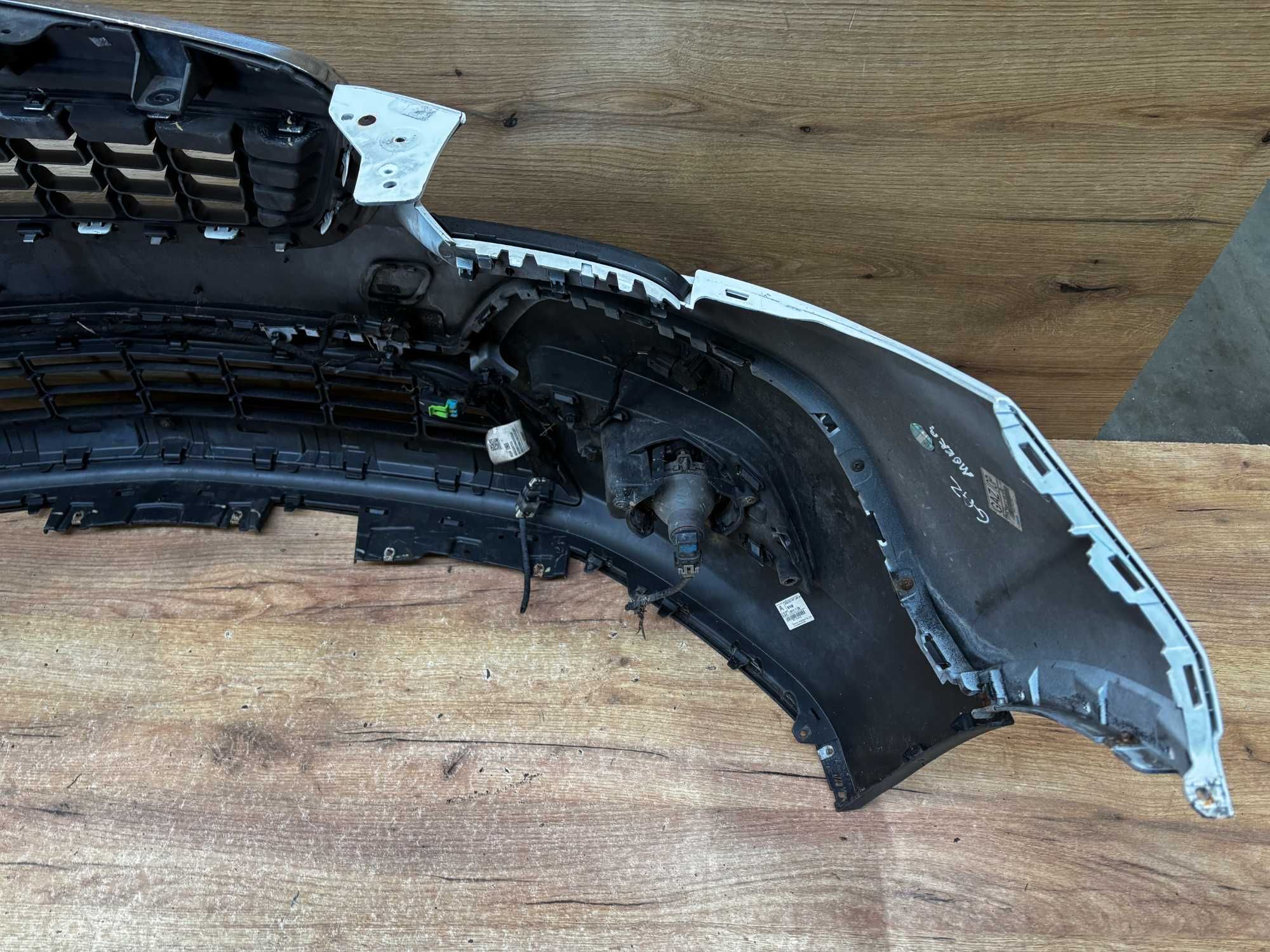 Zderzak przedni Opel Mokka 4x pdc kolor gaz