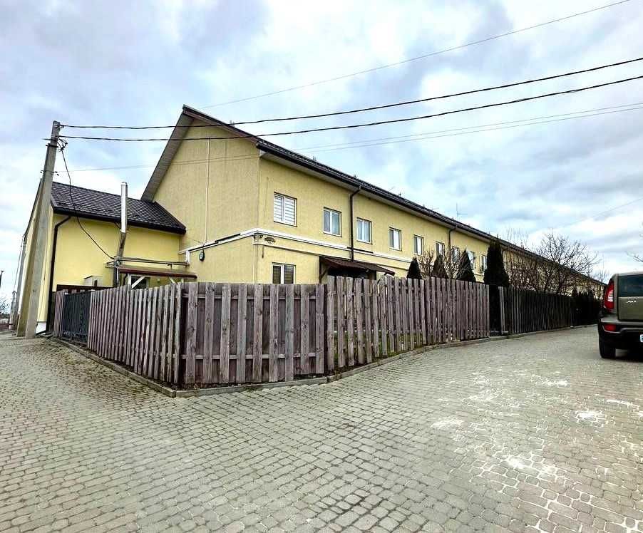 ТЕРМІНОВО Продаж котеджу з ремонтом Ременів 15км від м.Львів