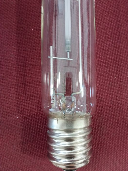 Lâmpada sódio Mazda 100w