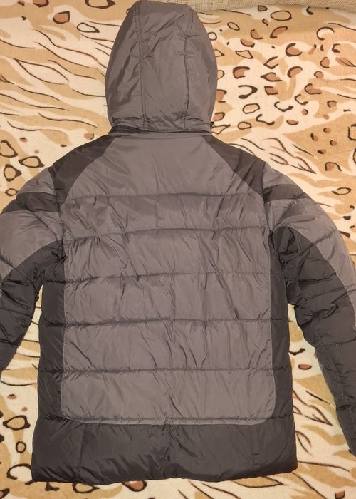 Курточка на подростка зимняя