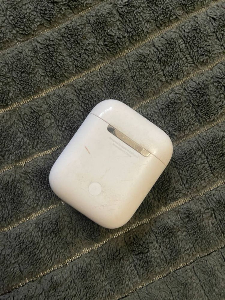 Навушники Apple Air Pods A1523 Кейс Оригінал
