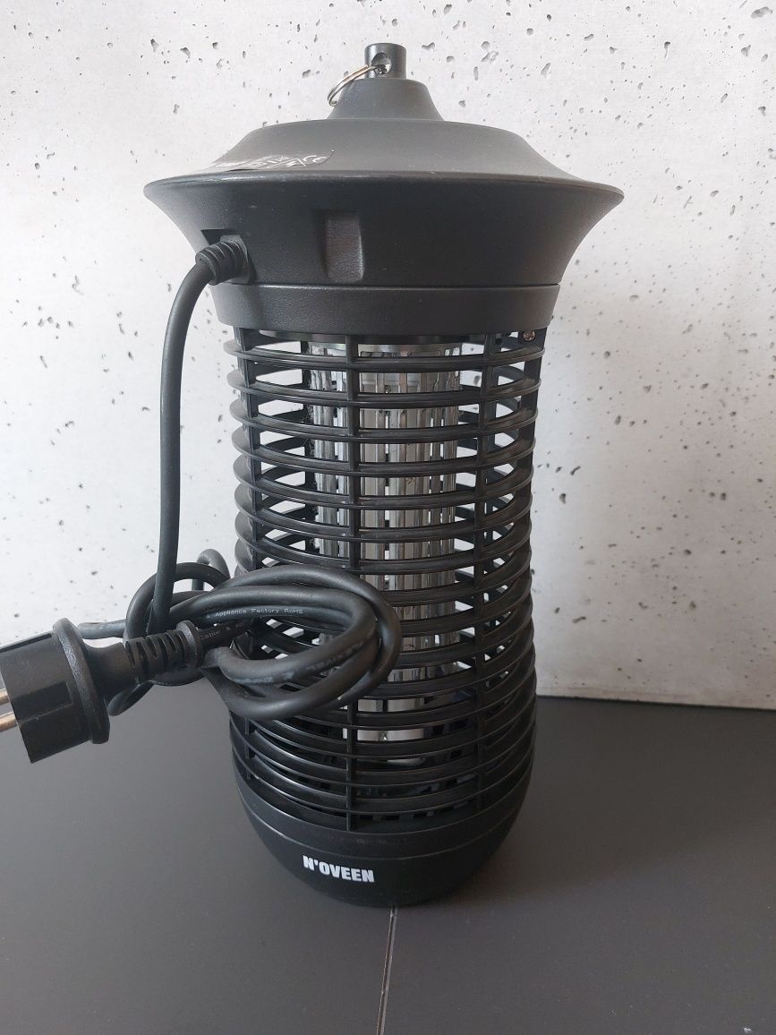Lampa owadobójcza NOVEEN IKN18 IPX4 na zewnątrz i wewnątrz
