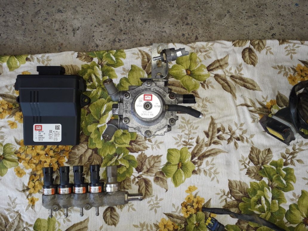 BRC LPG ГБО 4 поколение, на 4 цилиндра
