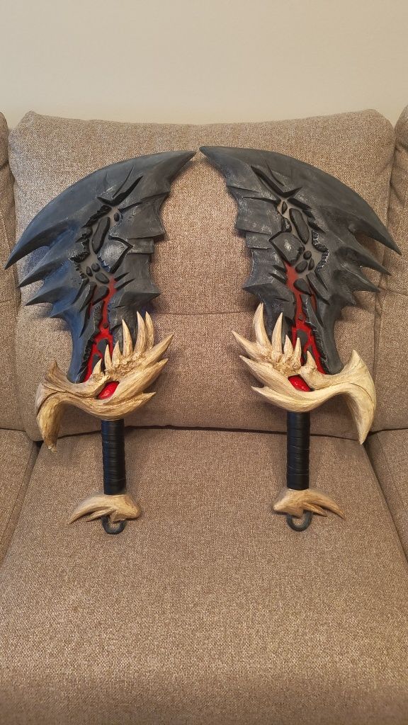 Espadas God of War/Blades of Chaos feitas à mão