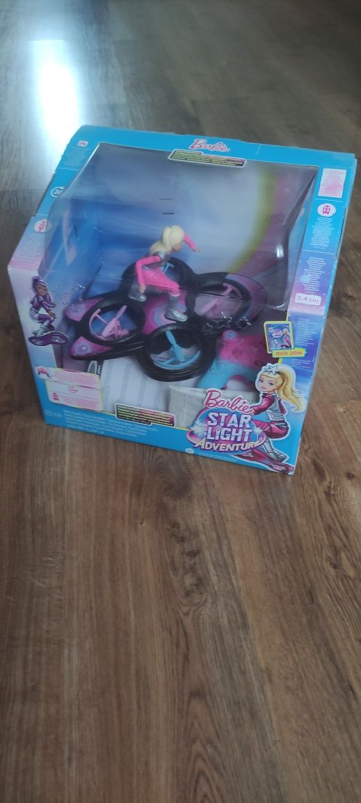Lalka Barbie dron