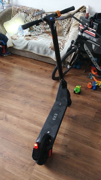 Okazja Hulajnoga elektryczna 4SWISS