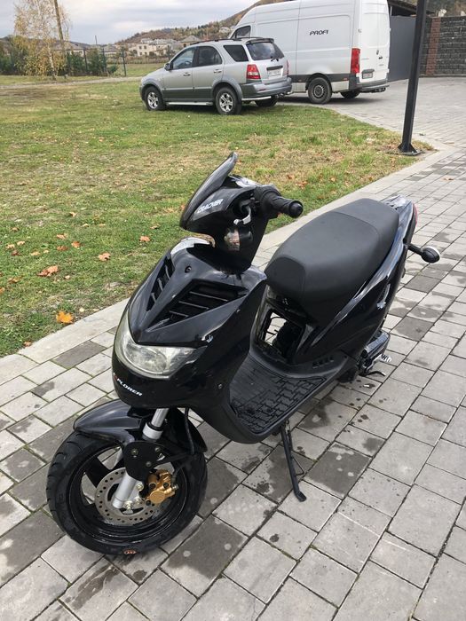 СРОЧНО!!! продам скутер explorer