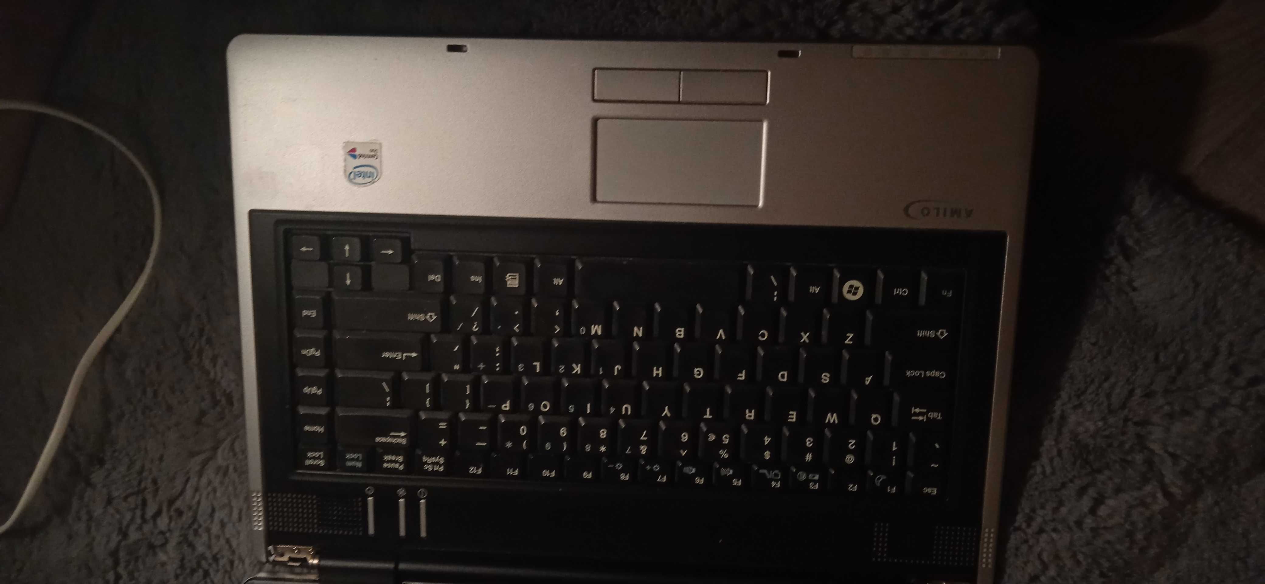 Rezerwacja **Fujitsu Siemens amilo pi 1505**