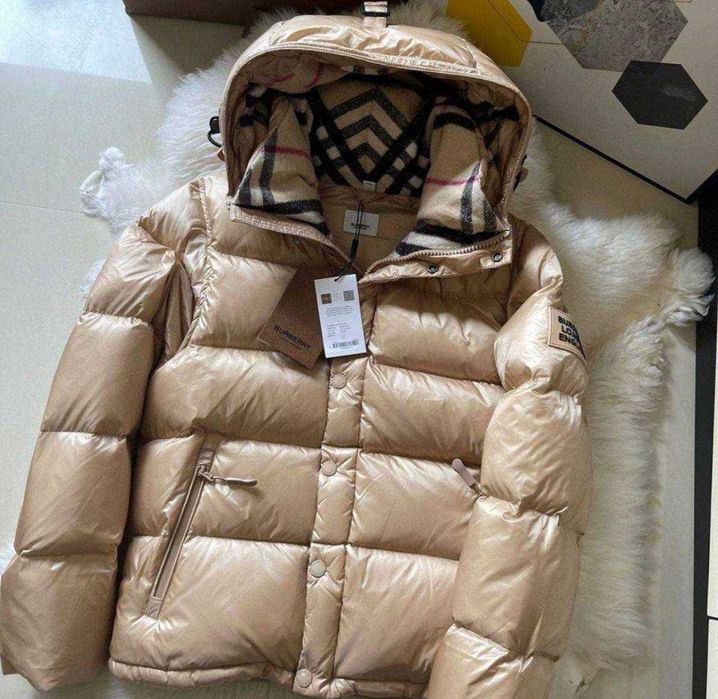 Куртка Burberry Beige Puffer / пуховик барберри бежевий зимовий