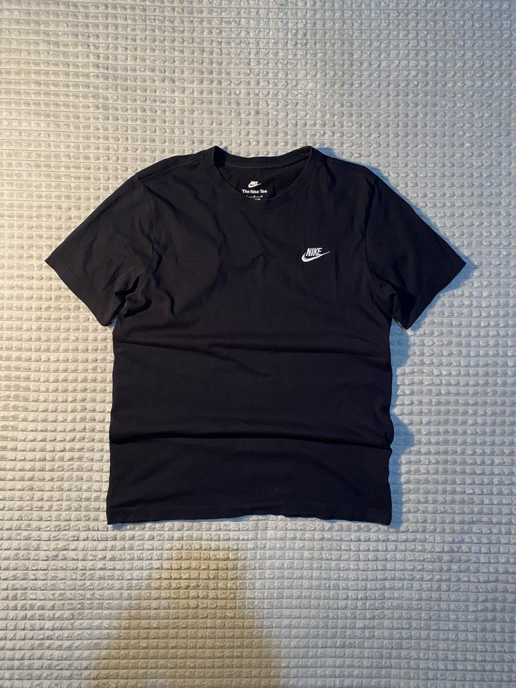 Черная хлопковая футболка NIKE Tee | M размер