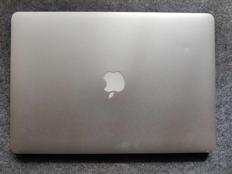 Apple MacBook Pro 15" Core i7 / SSD 256GB / RAM 16GB (Model: A1398)