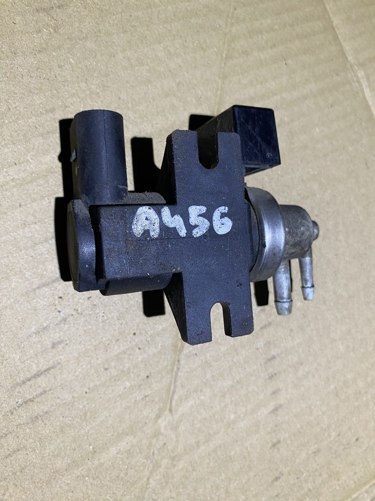 Audi a4b6 zawor podcisnienia