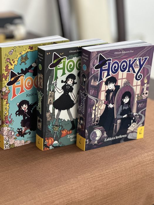 Zestaw wszystkich trzech  części  komiksów HOOKY !!!