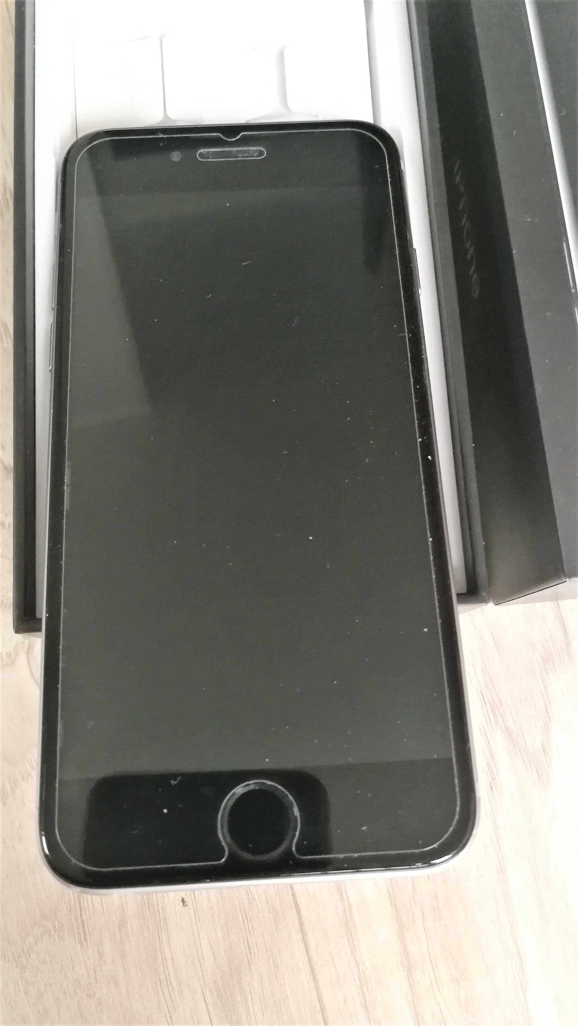 Iphone 6  64 GB wizualnie super, nie ładuje